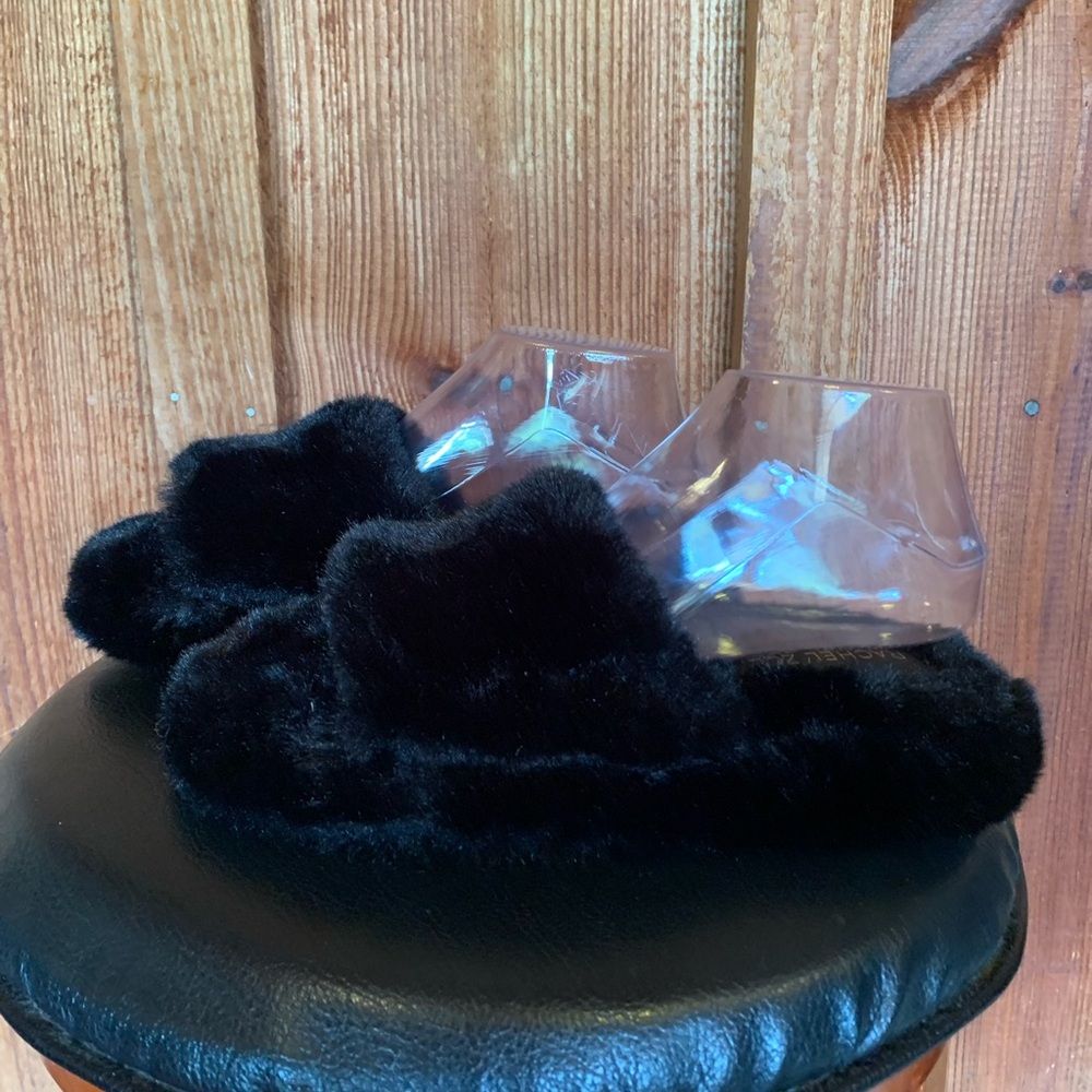 Rachel Zoe Black Plush Faux Fur Slide Slippers Size M 6.5-7.5